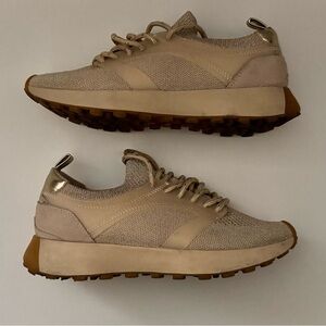 Steve Madden Beige Sneakers